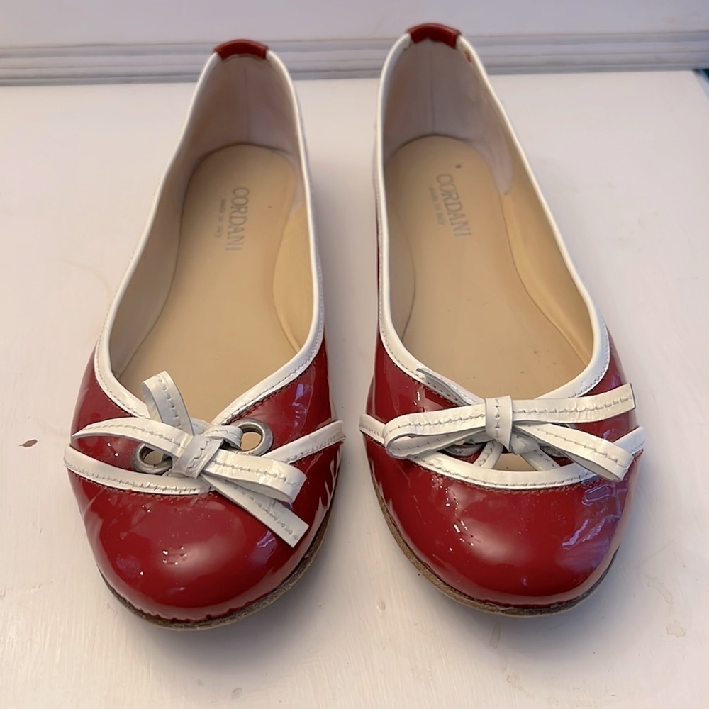 Cordani Red Patent Leather Ballet Flats Made in Italy Size 37